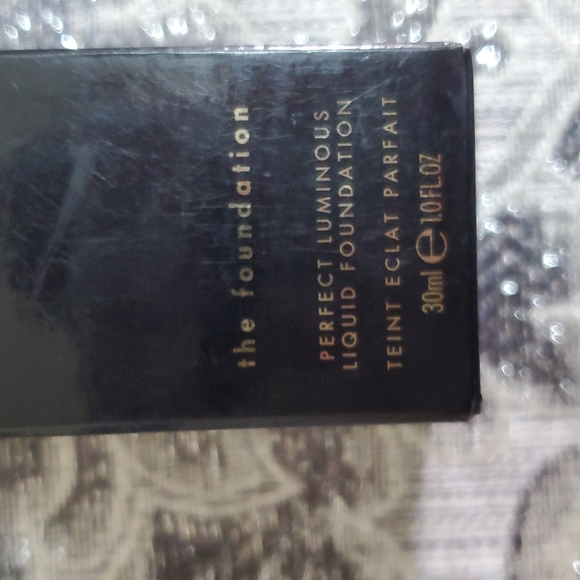 DOLCE & GABANA THE PERFECT LUMINOUS LIQUIT FOUNDATION - Picture 3 of 12